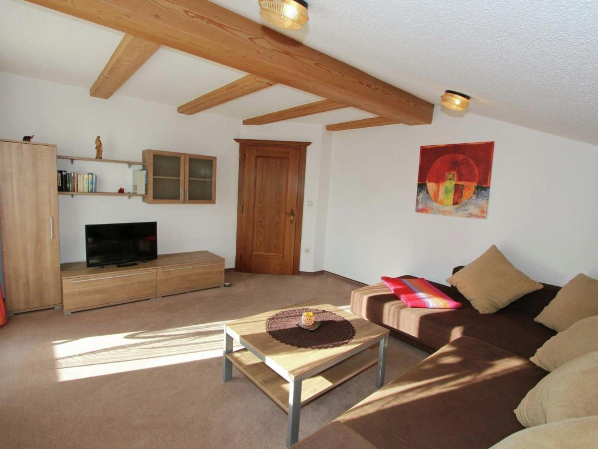 Splendid Apartment In Fugen Near Ski Area Uderns Exterior photo
