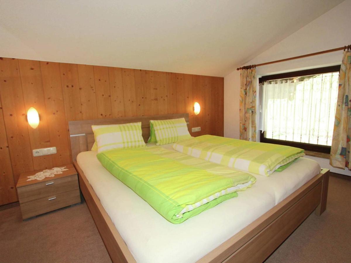 Splendid Apartment In Fugen Near Ski Area Uderns Exterior photo