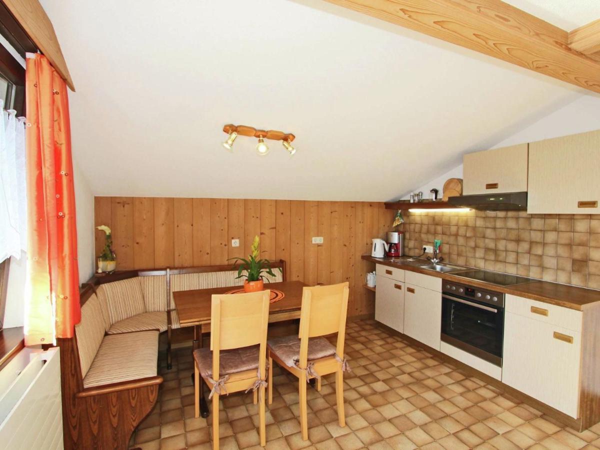 Splendid Apartment In Fugen Near Ski Area Uderns Exterior photo