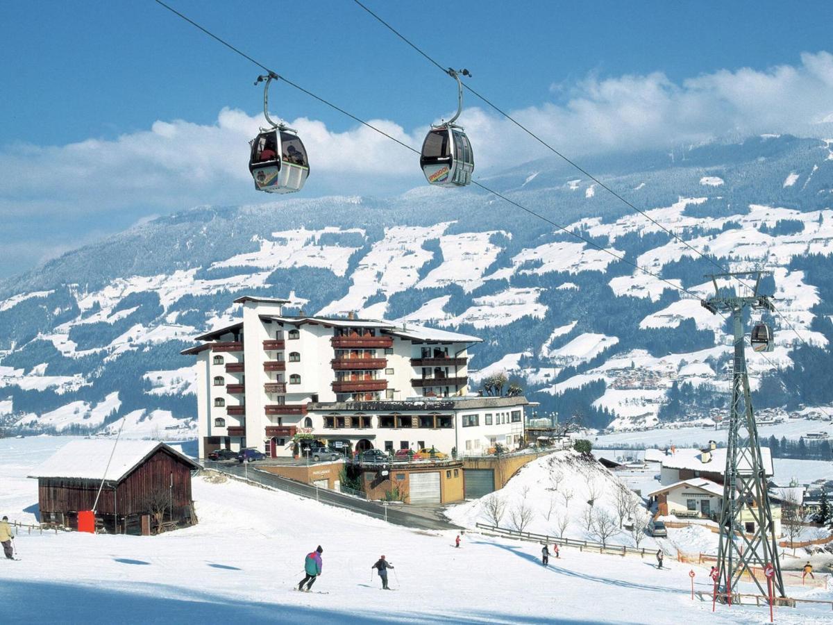 Splendid Apartment In Fugen Near Ski Area Uderns Exterior photo